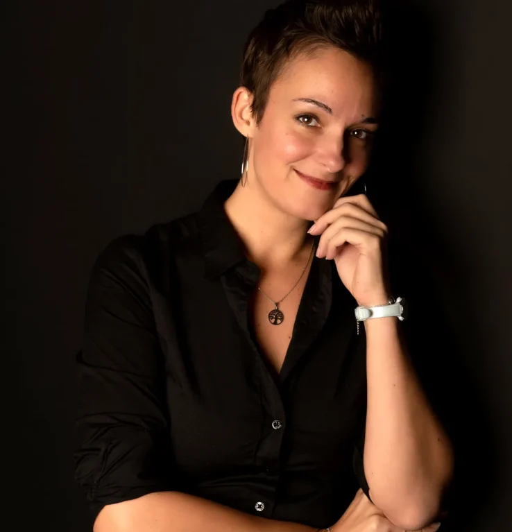 portrait de Eloïse PETITJEAN, formatrice en communication et relations humaines